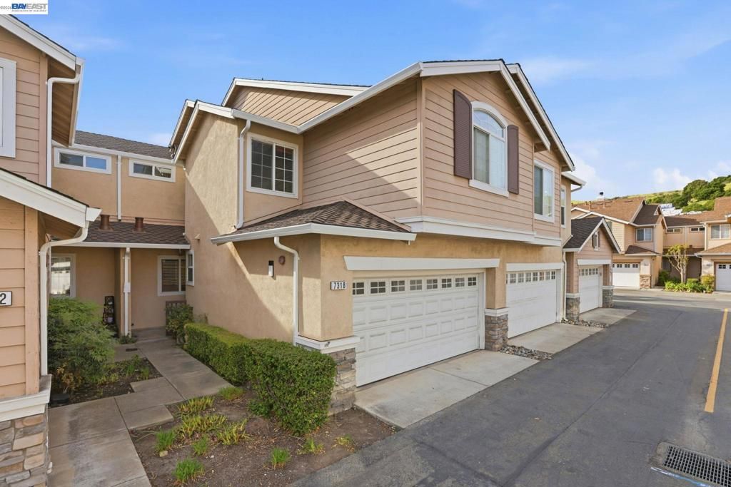 Image 3 of property listing at 7318 Bower Ln, Dublin, CA 94568