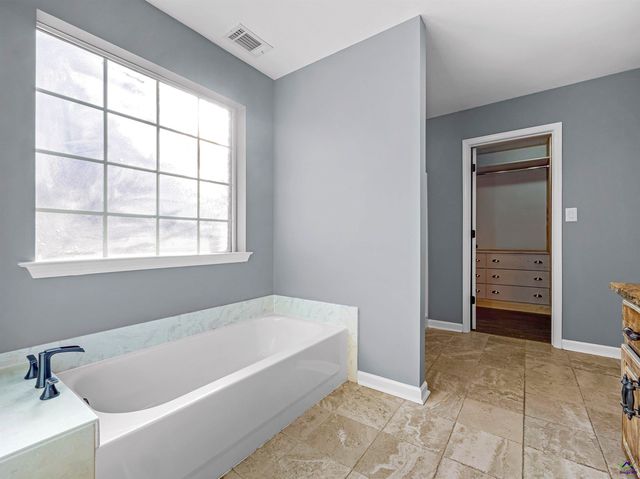 124 Audrey Way, Kathleen, GA 31047