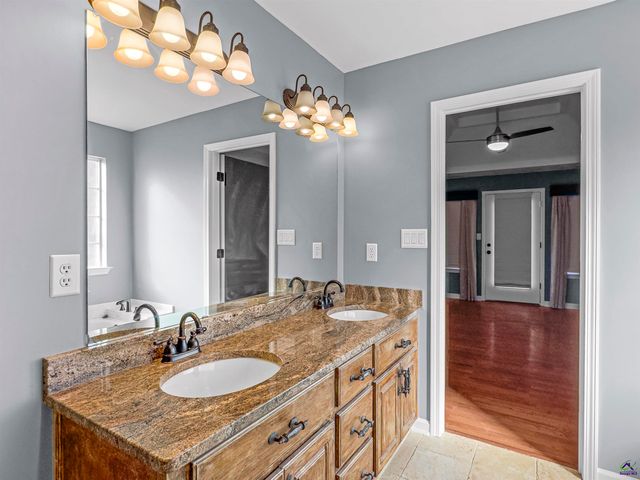 124 Audrey Way, Kathleen, GA 31047