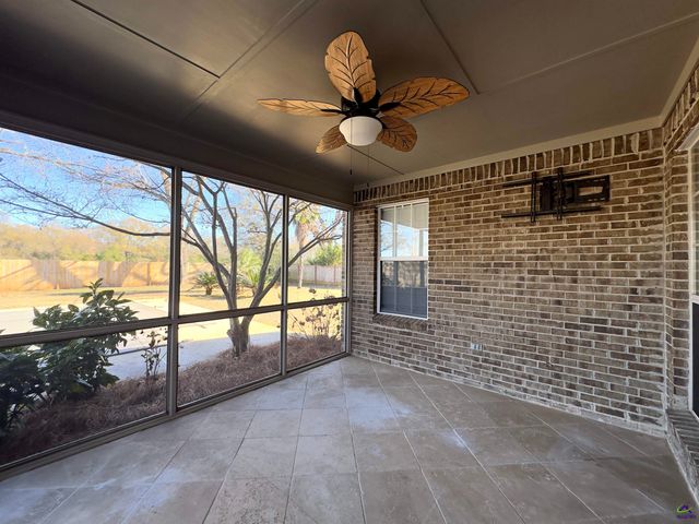 124 Audrey Way, Kathleen, GA 31047