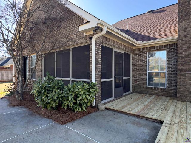 124 Audrey Way, Kathleen, GA 31047