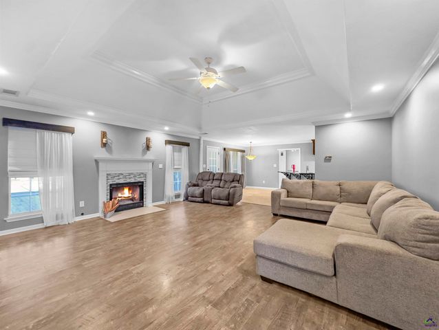 124 Audrey Way, Kathleen, GA 31047