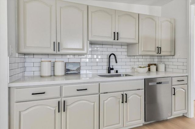 758 Telford Avenue, Mountain View, CA 94043