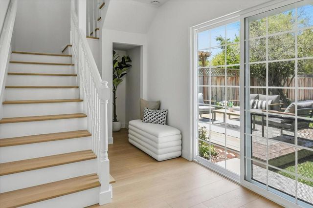 758 Telford Avenue, Mountain View, CA 94043