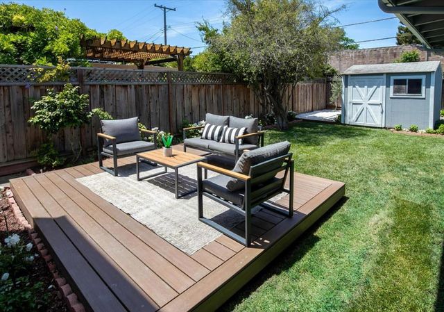 758 Telford Avenue, Mountain View, CA 94043