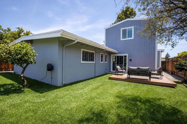 758 Telford Avenue, Mountain View, CA 94043