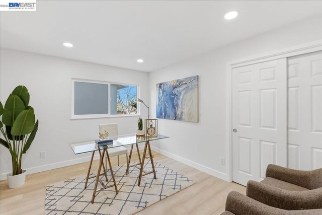 4519 EDWARDS LN, Castro Valley, CA 94546