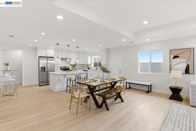 4519 EDWARDS LN, Castro Valley, CA 94546