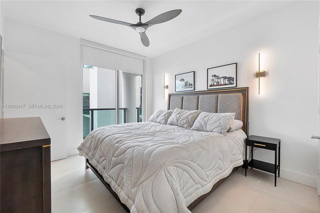 6000 Collins Ave 527, Miami Beach, FL 33140