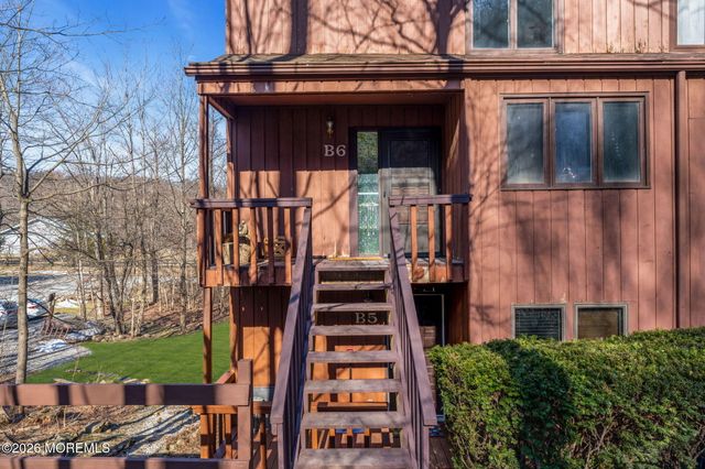 9 Village Way 6, Vernon, NJ 07462