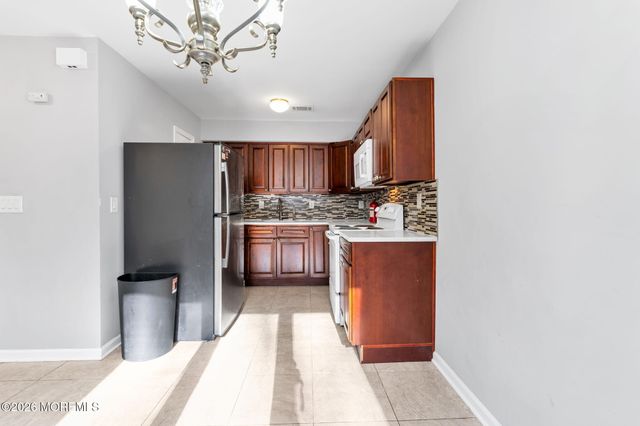 9 Village Way 6, Vernon, NJ 07462