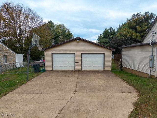 2902 23rd Street, Parkersburg, WV 26101