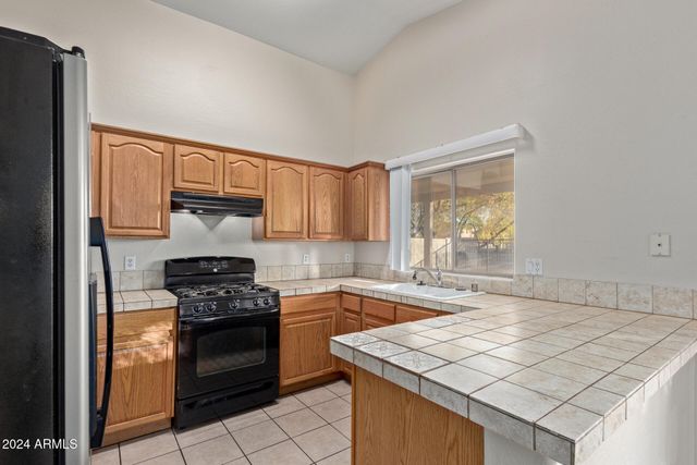 5313 W PECAN Road, Laveen, AZ 85339