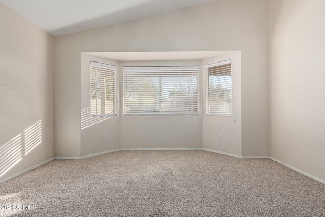 5313 W PECAN Road, Laveen, AZ 85339