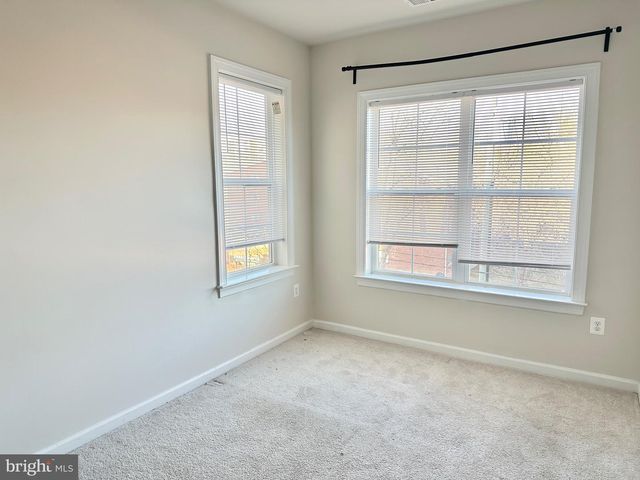 4711 CHEROKEE ST, College Park, MD 20740