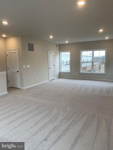 4711 CHEROKEE ST, College Park, MD 20740