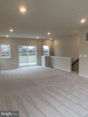 4711 CHEROKEE ST, College Park, MD 20740