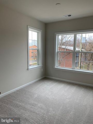 4711 CHEROKEE ST, College Park, MD 20740