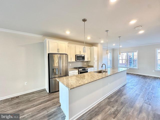 4711 CHEROKEE ST, College Park, MD 20740