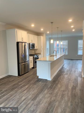 4711 CHEROKEE ST, College Park, MD 20740