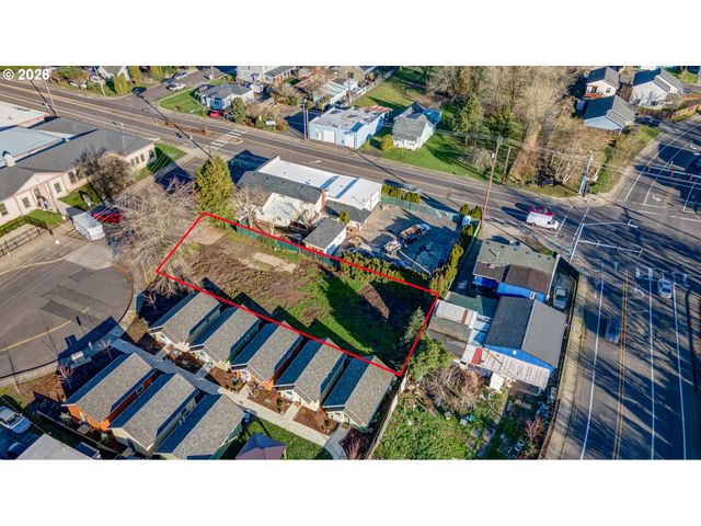 1758 AGUILAS Ct Ne, Salem, OR 97301