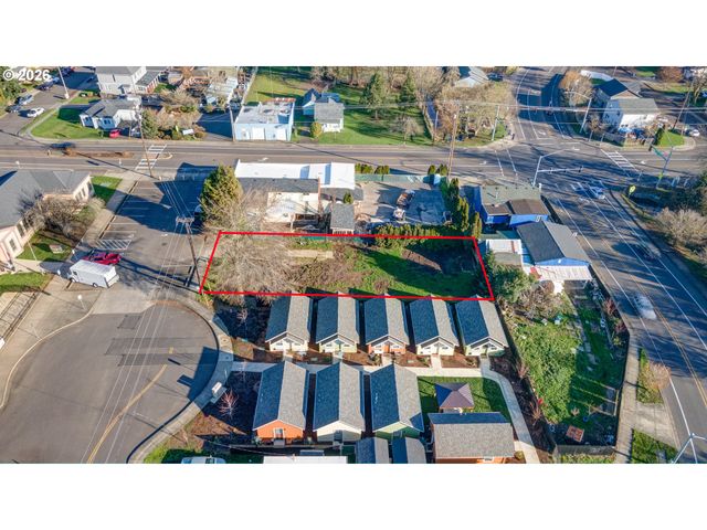 1758 AGUILAS Ct Ne, Salem, OR 97301