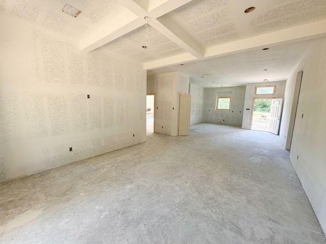 93 County Road 3372, Cleveland, TX 77327