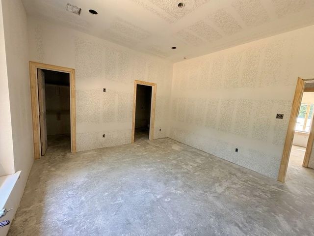 93 County Road 3372, Cleveland, TX 77327