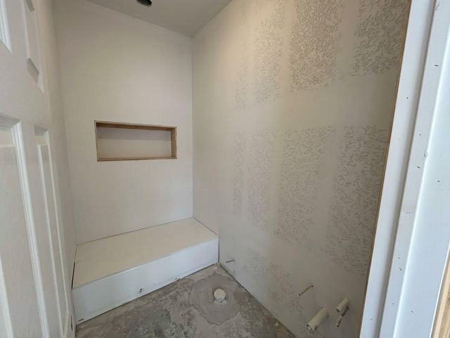 93 County Road 3372, Cleveland, TX 77327