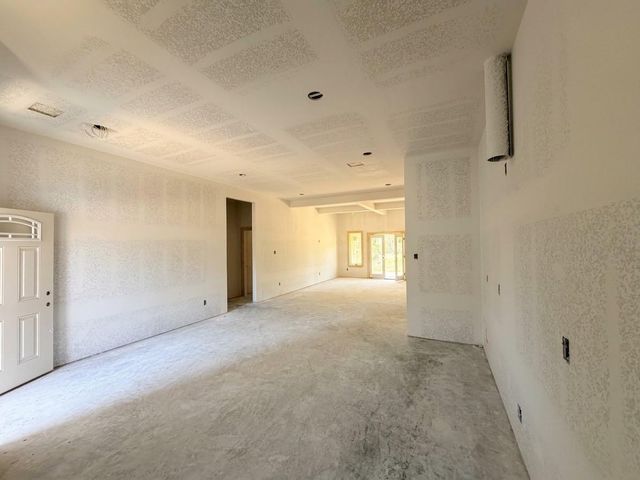 93 County Road 3372, Cleveland, TX 77327