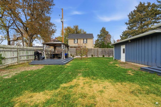 1801 Browning Avenue, Manhattan, KS 66502