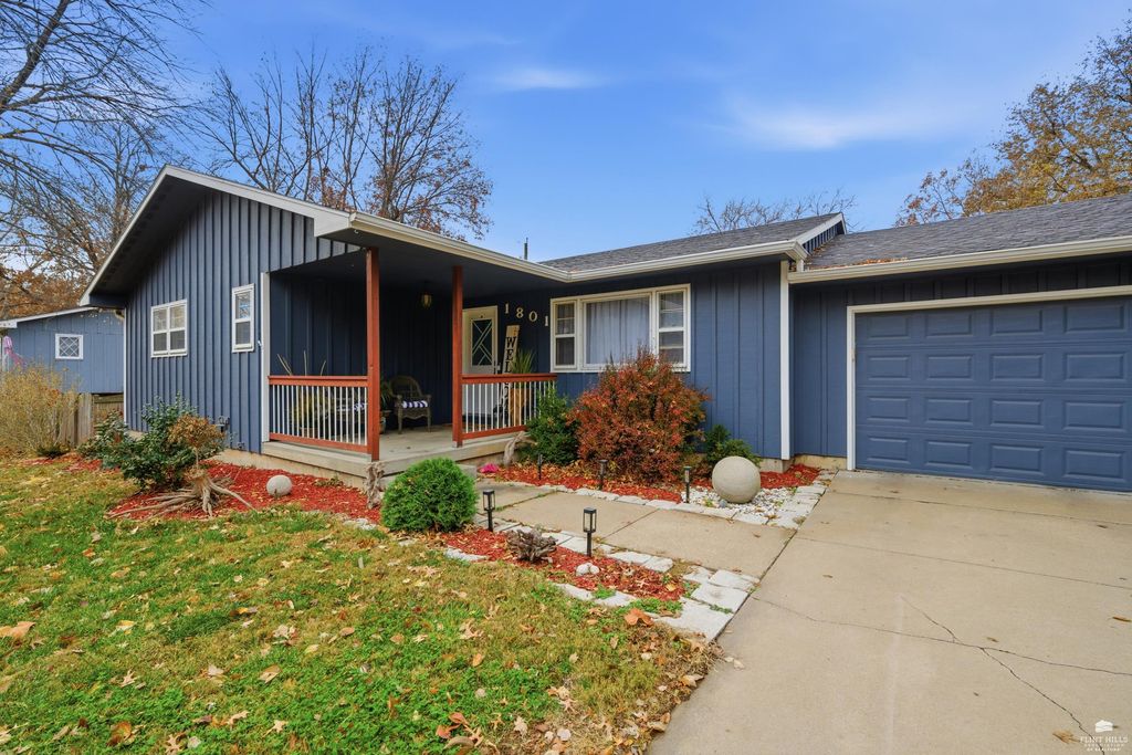 1801 Browning Avenue, Manhattan, KS 66502