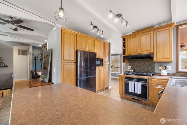 11782 Schold Road NW, Silverdale, WA 98383