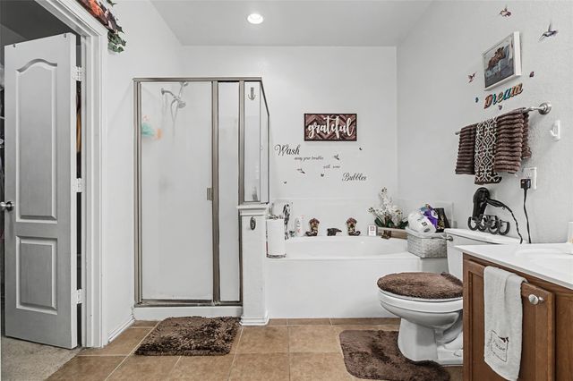 344 Matthews LN, Kyle, TX 78640