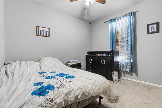 344 Matthews LN, Kyle, TX 78640