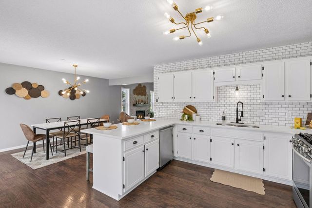 8906 Woodhall Crossing N, Brooklyn Park, MN 55443