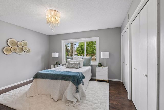 8906 Woodhall Crossing N, Brooklyn Park, MN 55443