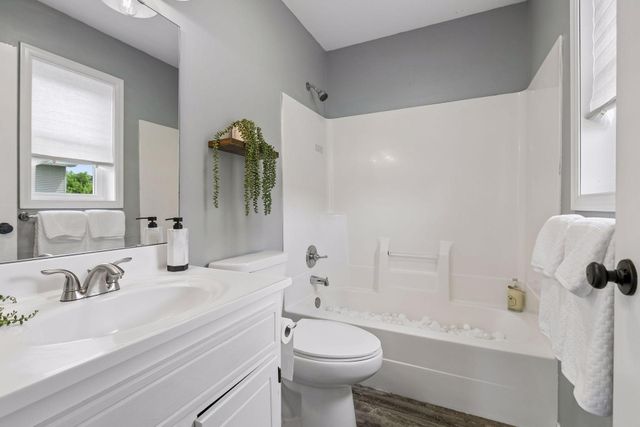 8906 Woodhall Crossing N, Brooklyn Park, MN 55443