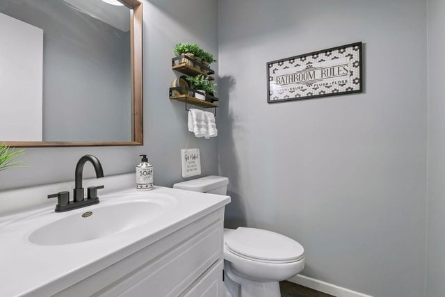 8906 Woodhall Crossing N, Brooklyn Park, MN 55443