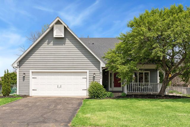 8906 Woodhall Crossing N, Brooklyn Park, MN 55443