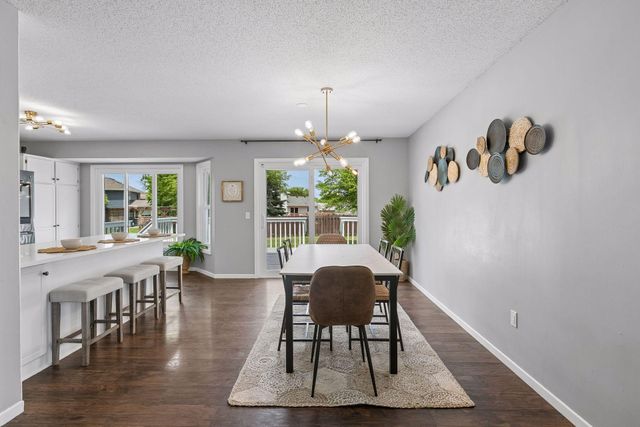 8906 Woodhall Crossing N, Brooklyn Park, MN 55443