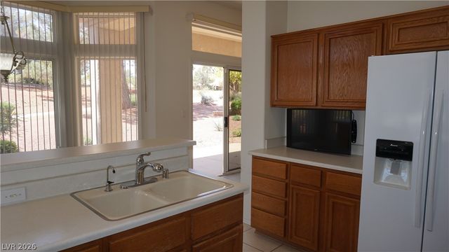 9341 Villa Ridge Drive, Las Vegas, NV 89134