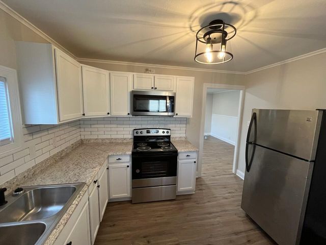 2067 Rankin Avenue, Columbus, OH 43219