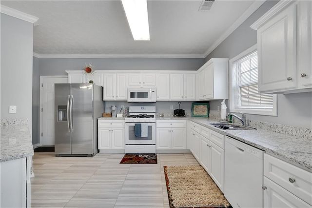 1240 Everwood Drive, Marietta, GA 30008