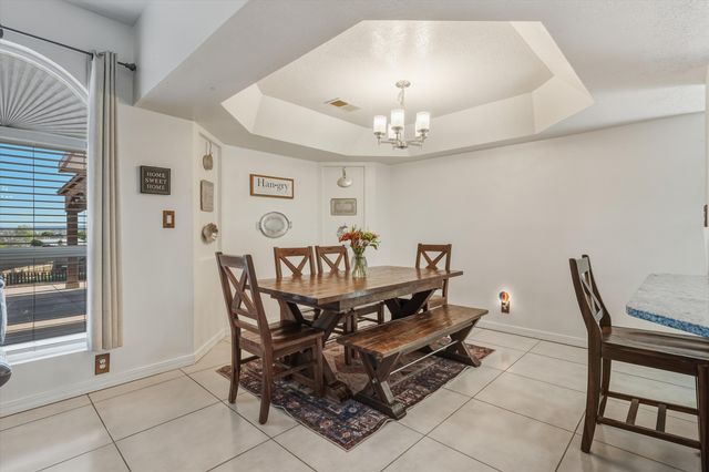 2524 Twin Buttes Drive NE, Rio Rancho, NM 87144