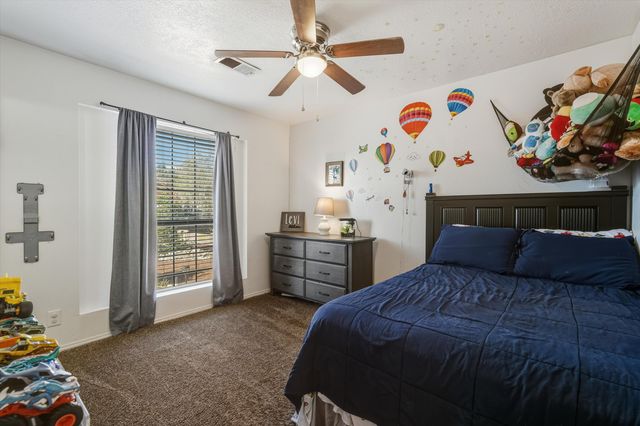 2524 Twin Buttes Drive NE, Rio Rancho, NM 87144