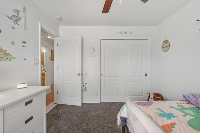 2524 Twin Buttes Drive NE, Rio Rancho, NM 87144