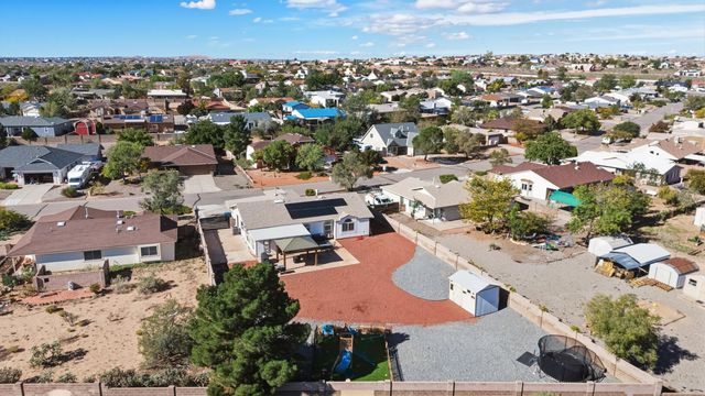 2524 Twin Buttes Drive NE, Rio Rancho, NM 87144