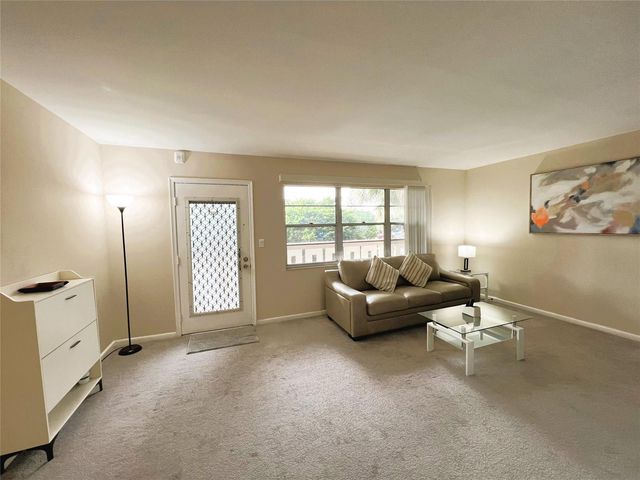 1902 Bermuda Circle H-2, Coconut Creek, FL 33066