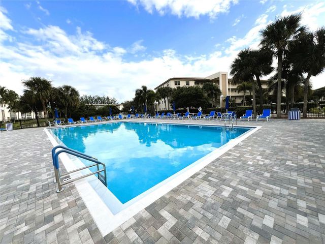 1902 Bermuda Circle H-2, Coconut Creek, FL 33066